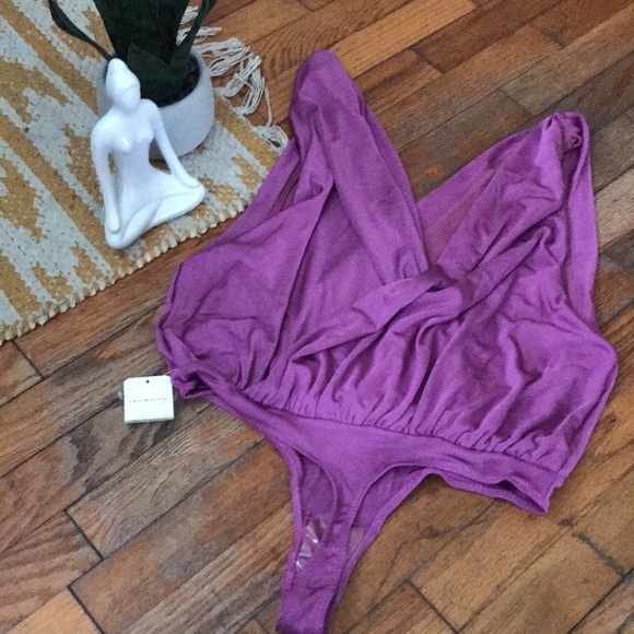 Free People Night Owl Purple Surplice Sleeveless Bodysuit NWT - Picture 2 of 3